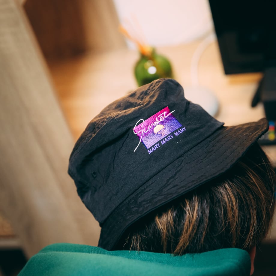 バケットハット