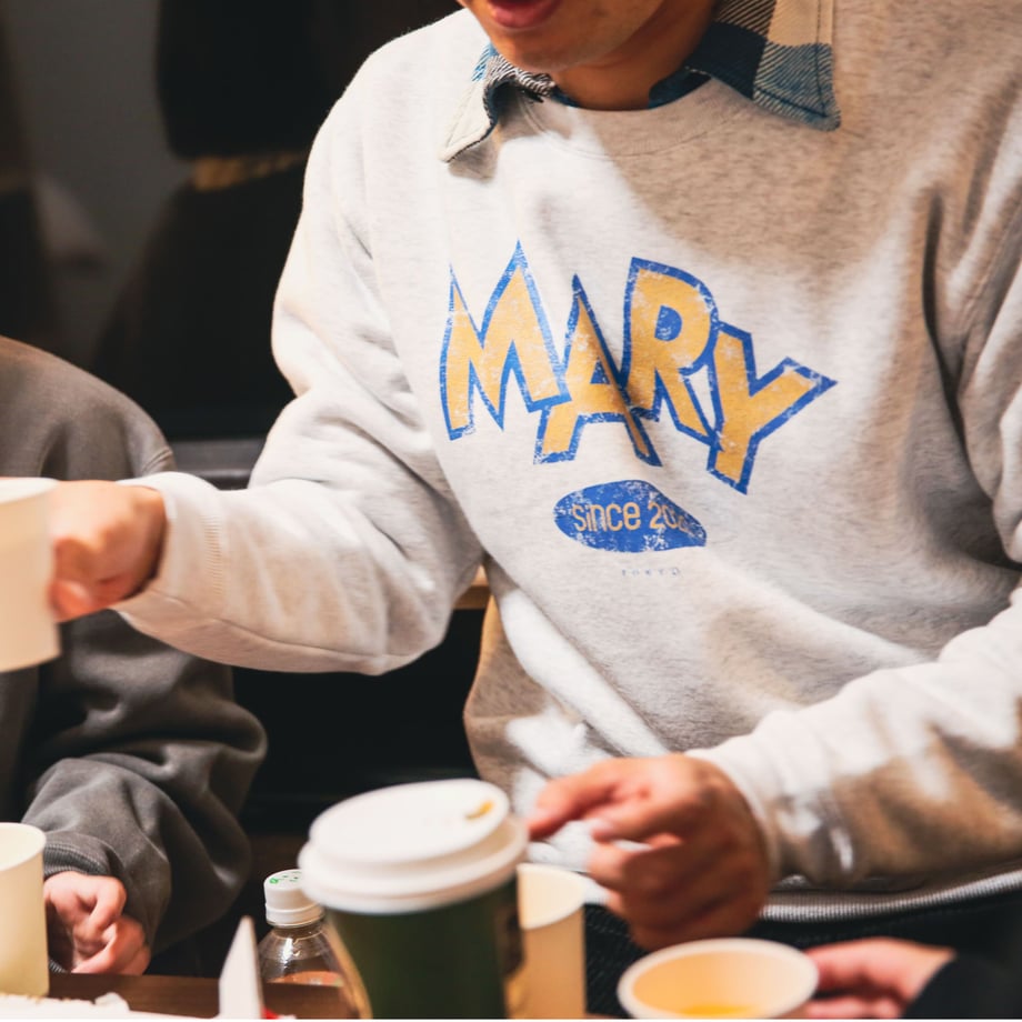 トレーナー 〈MARY logo〉 -Ash-