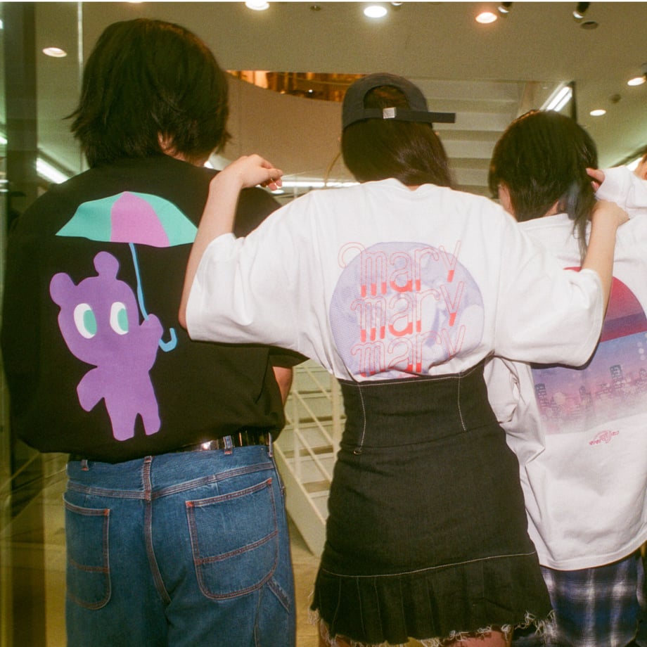 傘クマTシャツ -White- 【マリマリマリー×マンガートビームス】