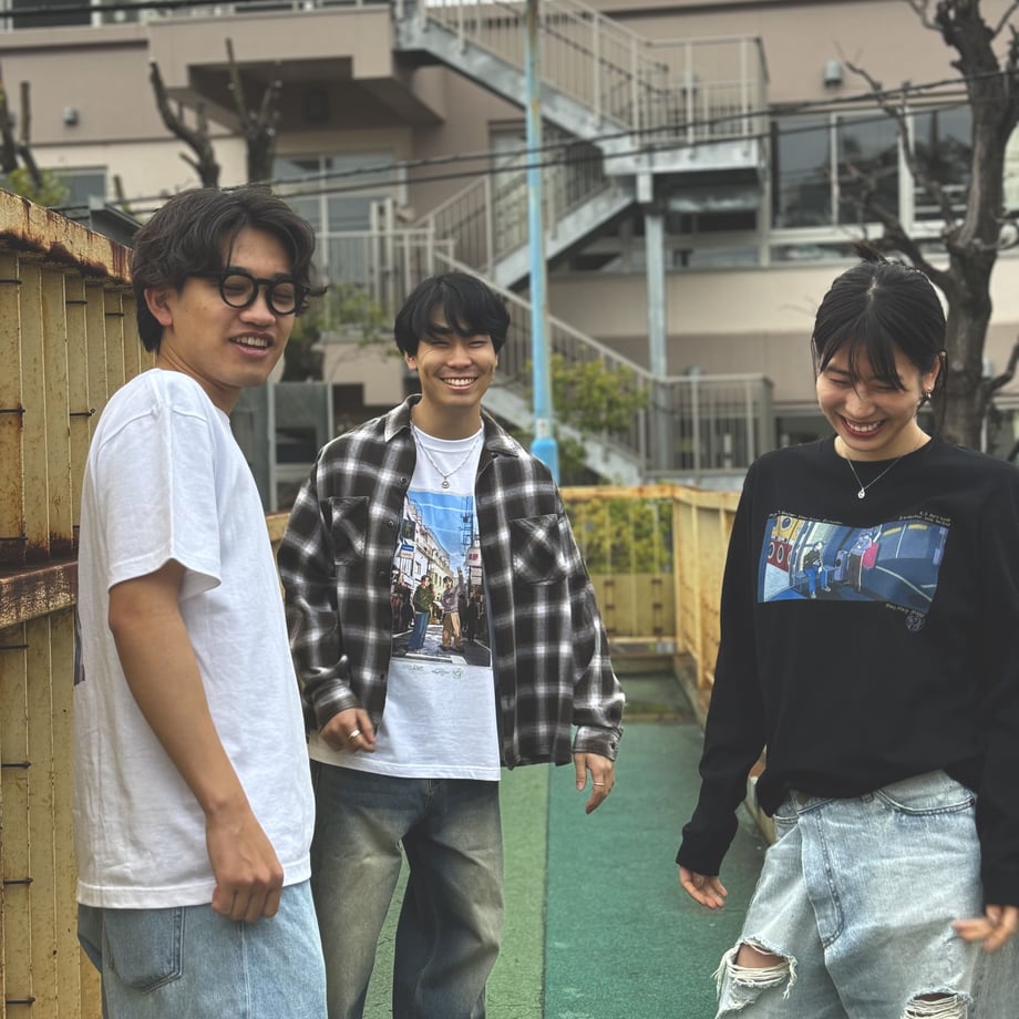 ロンT -喫煙所にて 2024ver White